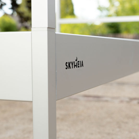 Wetterfestes Outdoor-Doppelbett „SkyHeia” mit Insektenschutz (Set)